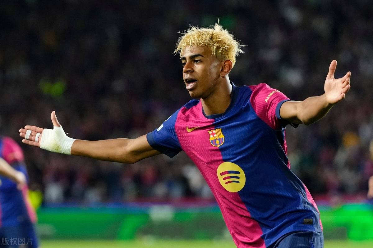 热刺战平巴萨,莫德里奇梅开二度英超 热刺战平巴萨,莫德里奇梅开二度英超